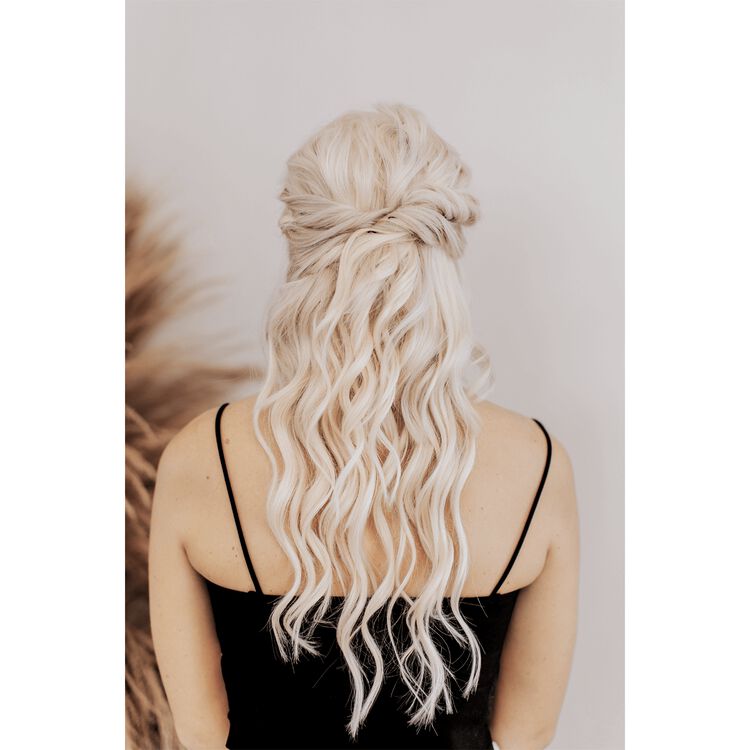 18" Ultra-Seamless Clip-in Hair Extensions Platinum Ice - Image 5