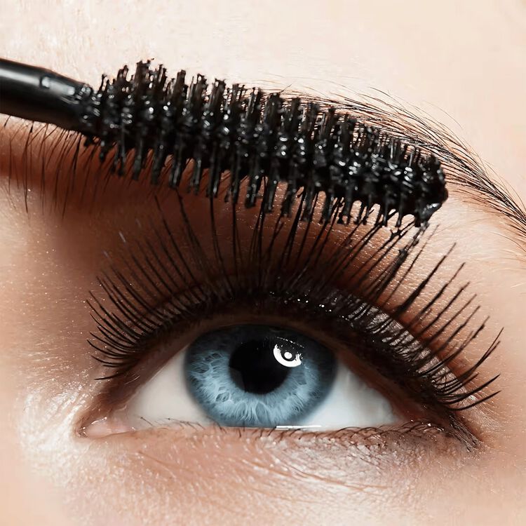 4D Boost Volume Mascara Black - Image 4